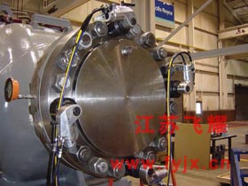 液壓扭矩扳手同步螺栓緊固現(xiàn)場圖